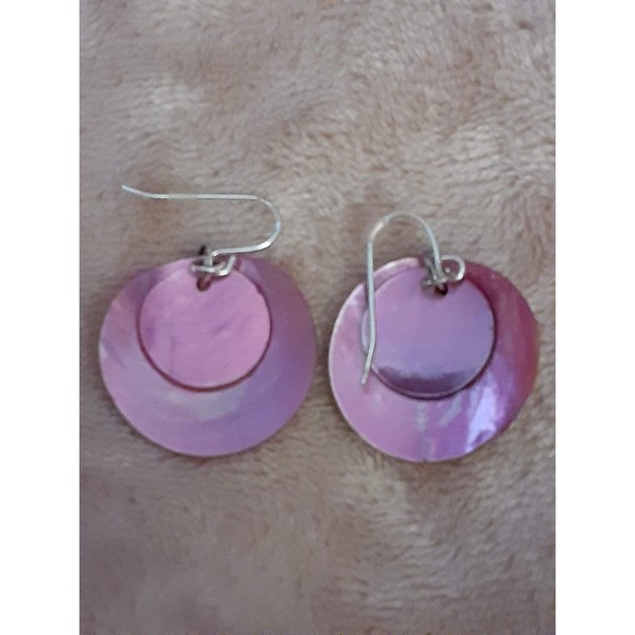 Pink shell round drop earrings 1" dyed shell beachy - Picture 1 of 4